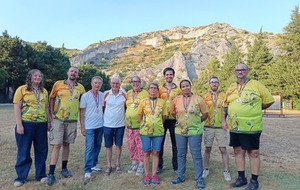 De gauche à droite:
Jade, Romain, Marcel, Dominique (Notre Président), Magali, Martine, Romain, Eve, Pierre et Jean-Marc.