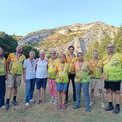 Nos Champions 2026 - De gauche à droite:
Jade, Romain, Marcel, Dominique (Notre Président), Magali, Martine, Romain, Eve, Pierre et Jean-Marc.